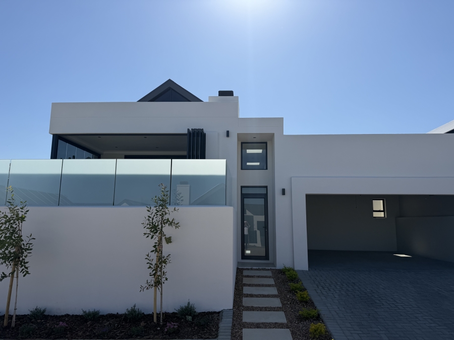 3 Bedroom Property for Sale in Mzuri Estate Western Cape